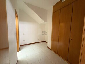 Retail in Madrid, Madrid for lease Interior Photo- Image 2 of 4