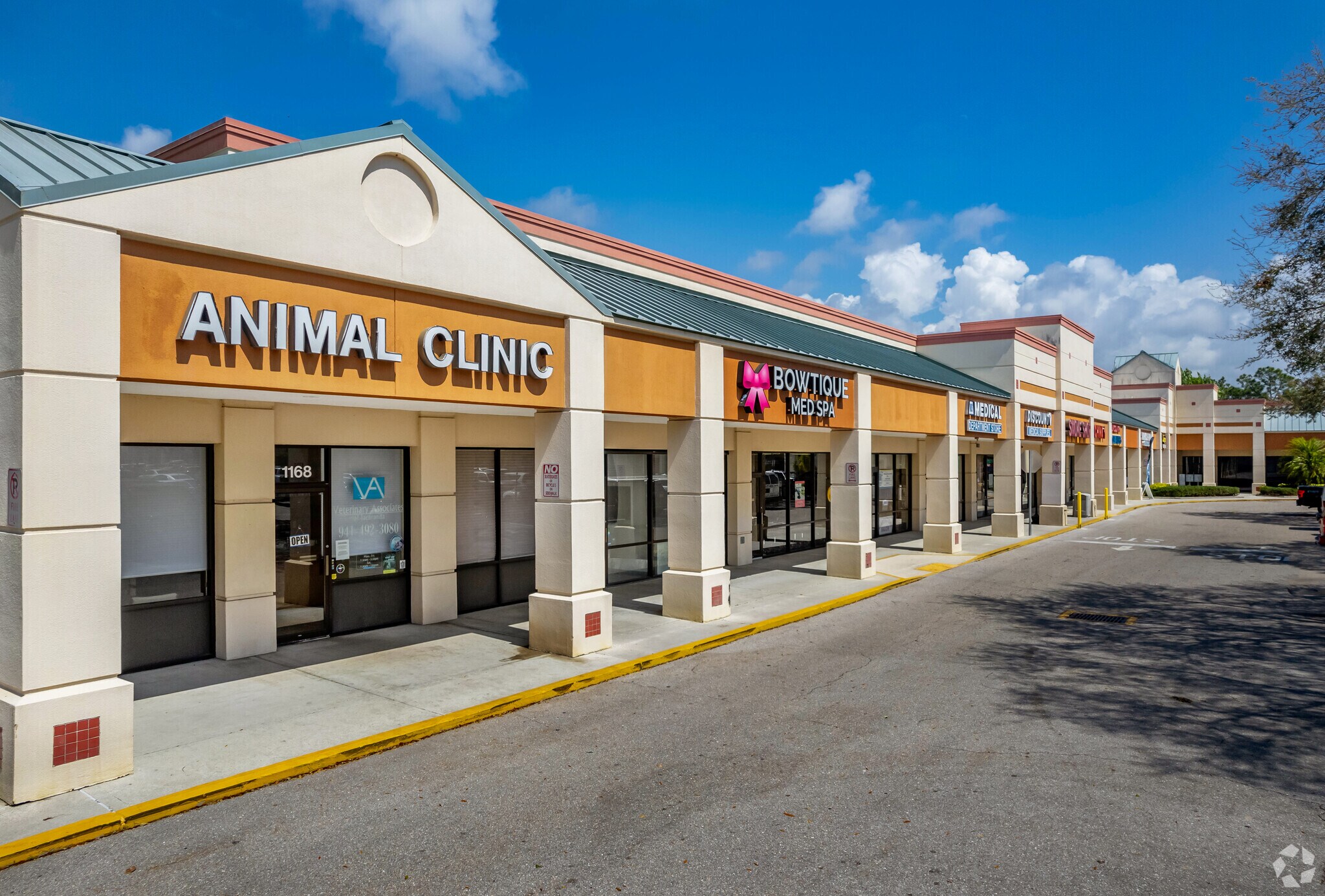 1168-1258 Jacaranda Blvd, Venice, FL à louer Photo principale- Image 1 de 19