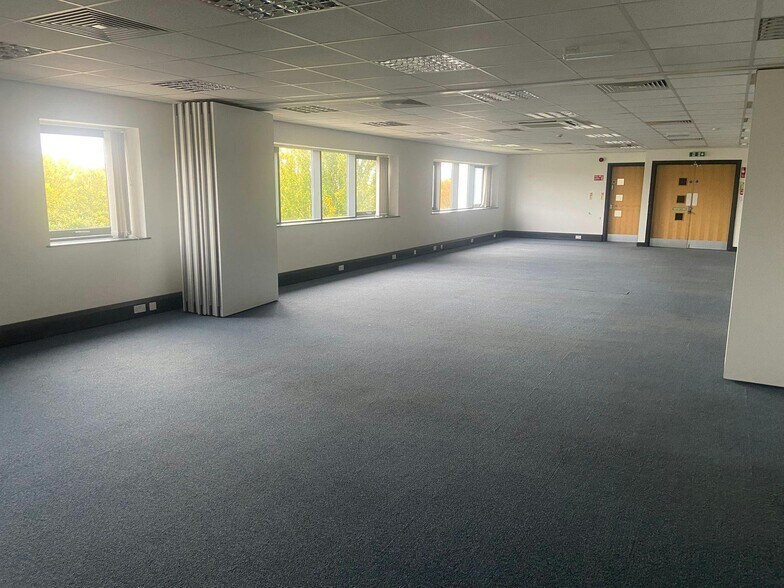 Follingsby Close, Gateshead à louer - Photo du bâtiment - Image 2 de 13