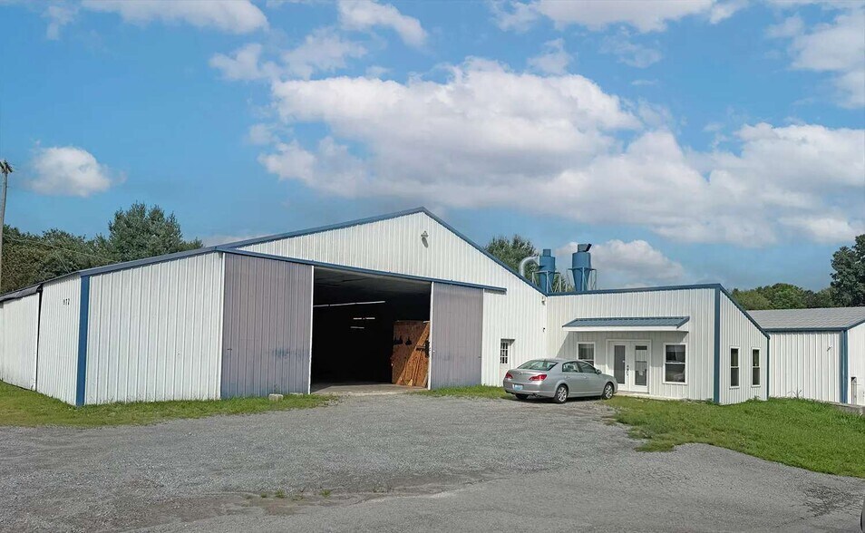 972 Old US 68, Campbellsville, KY for sale - Primary Photo - Image 1 of 2