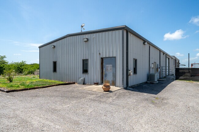 More details for 8808 County Road 1458, Taft, TX - Flex for Sale
