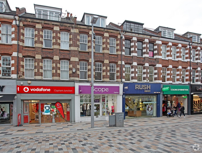 69 St Johns Rd, London for lease - Building Photo - Image 3 of 11