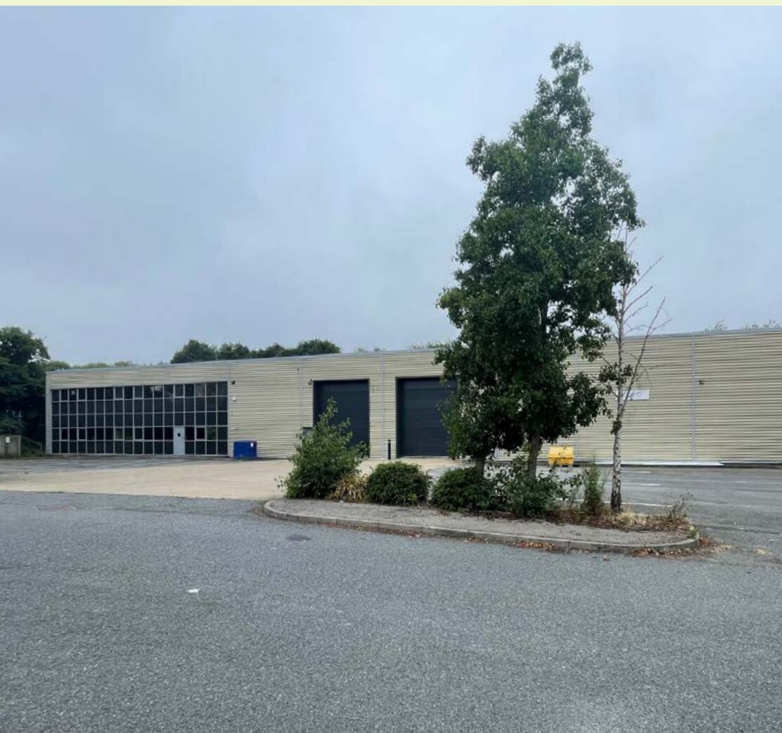 Foster Rd, Sevington for lease Building Photo- Image 1 of 2