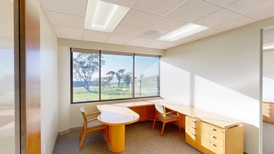 3333 N Torrey Pines Ct, La Jolla, CA for lease Interior Photo- Image 2 of 4