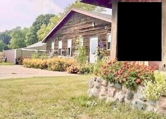 Plus de détails pour 525 S Fairfield Ave, Juneau, WI - Commerce de détail à vendre