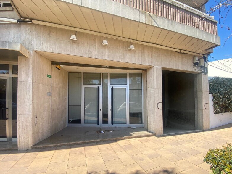 Commerce de détail dans La Roca del Vallès, Barcelona à louer - Photo principale - Image 1 de 2
