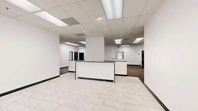 7300-7356 Greenbriar Pky, Orlando, FL à louer Numérisation 3D de Matterport- Image 1 de 8