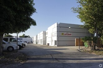 1900 NW 33rd St, Pompano Beach, FL for lease Building Photo- Image 1 of 2