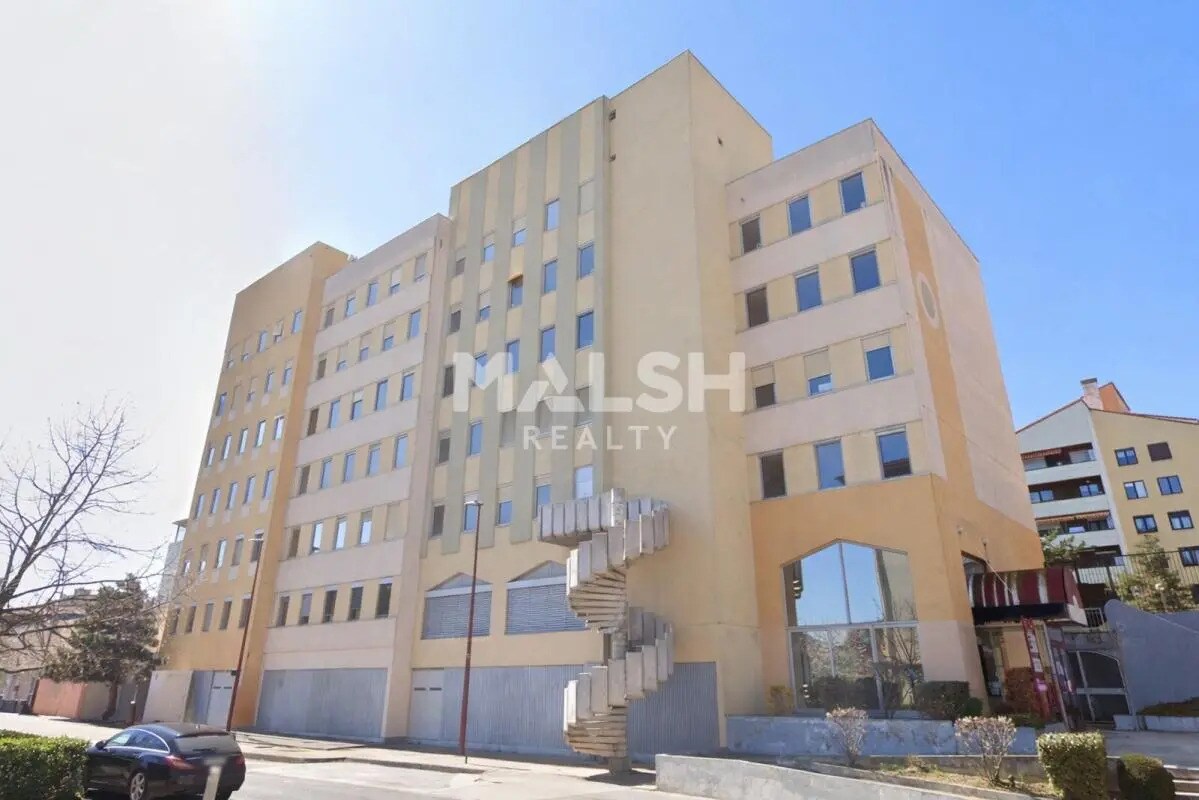 Office in Roanne for sale Building Photo- Image 1 of 8