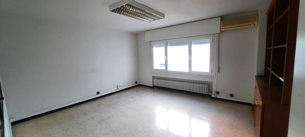 Paseo de la Castellana, Madrid, Madrid for sale - Building Photo - Image 1 of 7