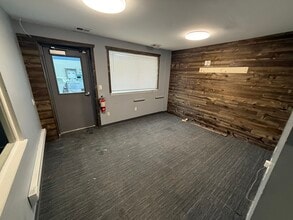 727 W Ellsworth Rd, Ann Arbor, MI à louer Photo intérieure- Image 2 de 4