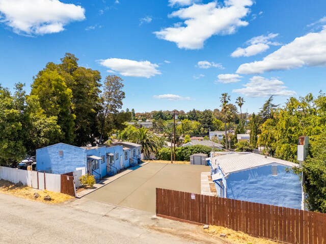 121 Lincoln Rd W, Vallejo, CA à vendre - Photo du bâtiment - Image 3 de 28