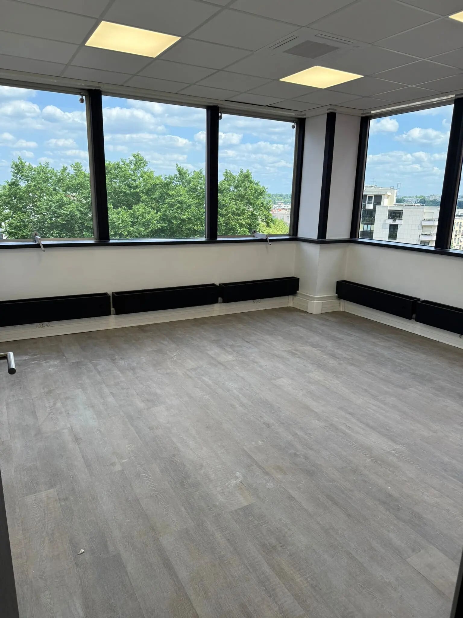 Bureau dans Créteil à louer Photo intérieure- Image 1 de 6