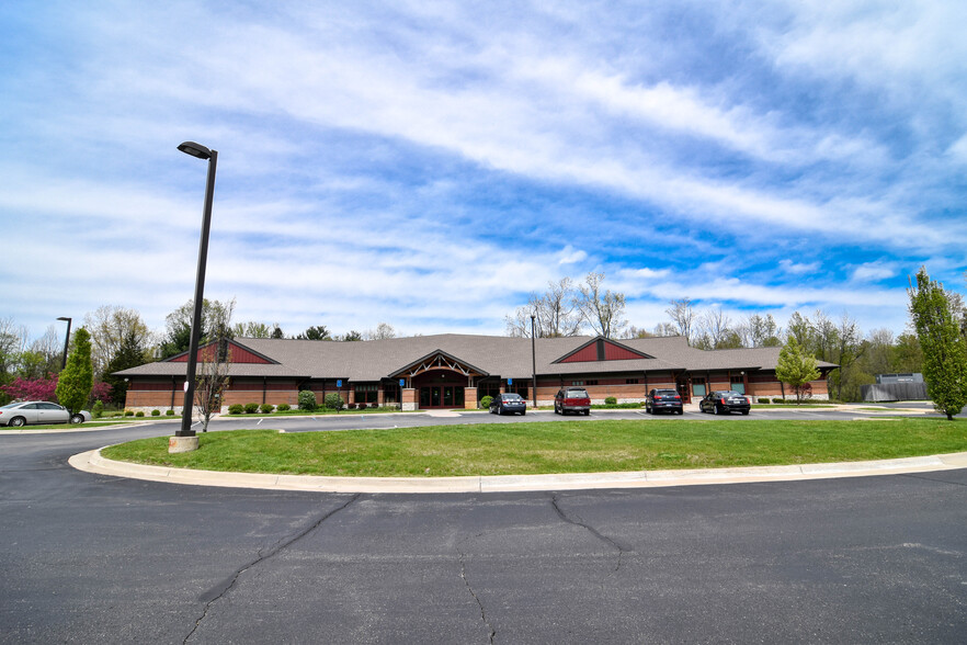 5161 B Dr S, Battle Creek, MI à vendre - Photo du bâtiment - Image 1 de 1