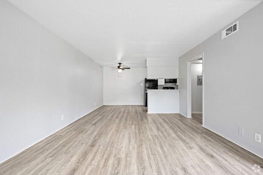 717 S Green St, Longview, TX à vendre - Photo du bâtiment - Image 3 de 30