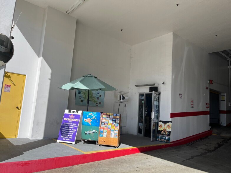 1920 Ala Moana Blvd, Honolulu, HI à louer - Photo du bâtiment - Image 1 de 9