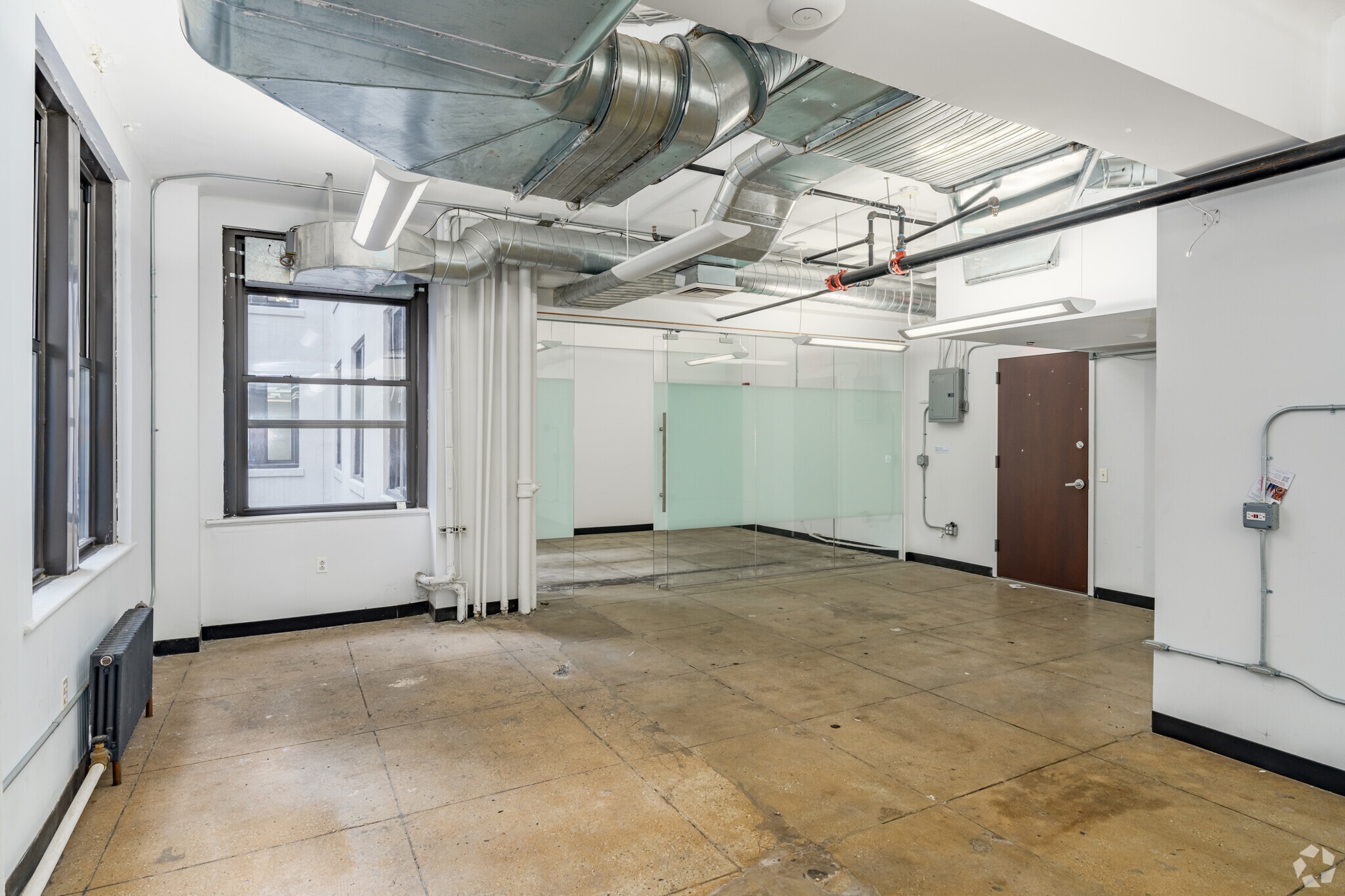 45 W 34th St, New York, NY for lease Interior Photo- Image 1 of 2