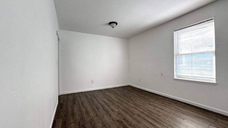 419 N Wild Olive Ave, Daytona Beach, FL for sale - Building Photo - Image 3 of 7