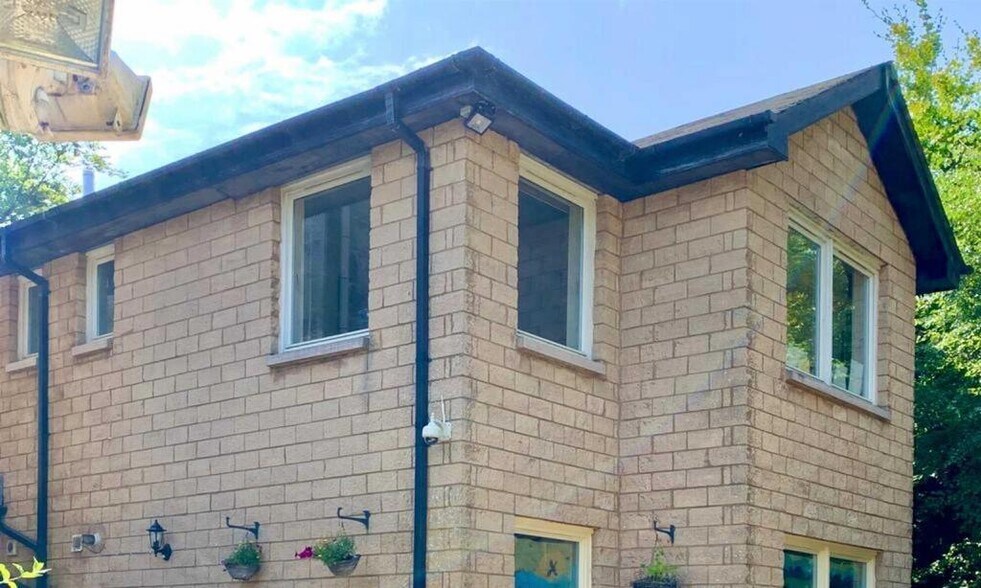 1 Grange Ave, Milngavie à louer - Photo du bâtiment - Image 3 de 3