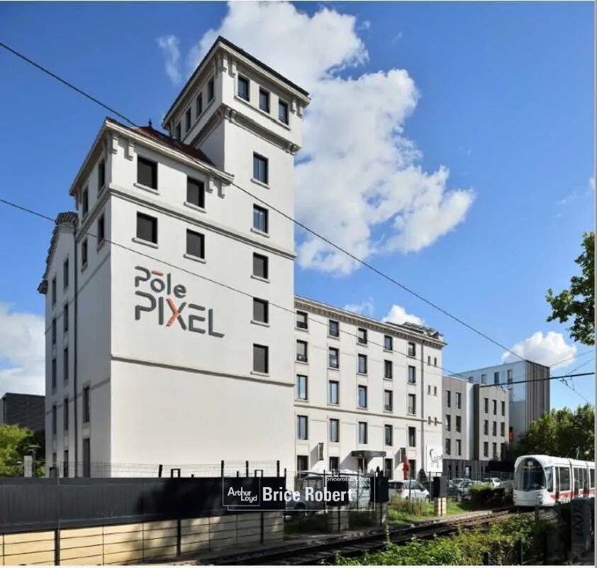 Bureau dans Villeurbanne à louer Photo du bâtiment- Image 1 de 14