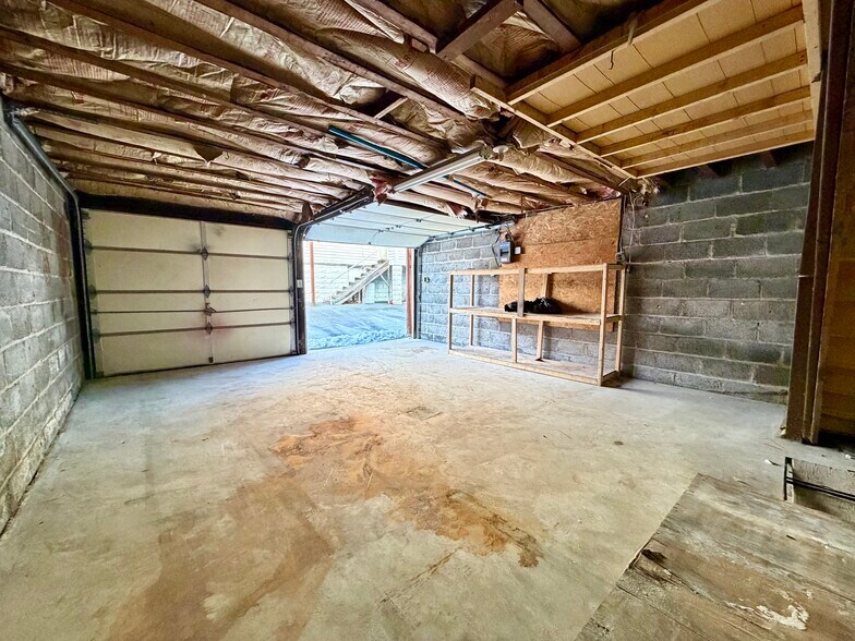 11 Park Pl, Verona, NJ à louer - Photo du bâtiment - Image 3 de 15