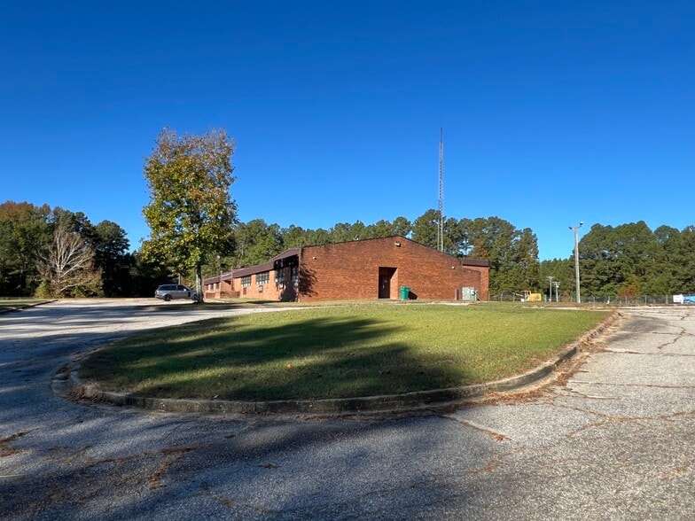 704 State Road S-13-680, Jefferson, SC for lease - Building Photo - Image 2 of 18