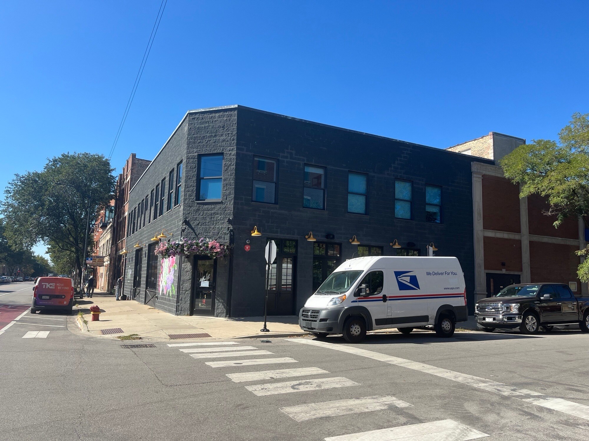 2500 W Chicago Ave, Chicago, IL à vendre Photo du bâtiment- Image 1 de 14