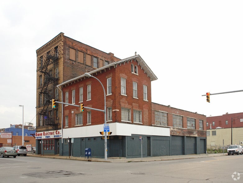 357 Ellicott St, Buffalo, NY for sale - Primary Photo - Image 1 of 2