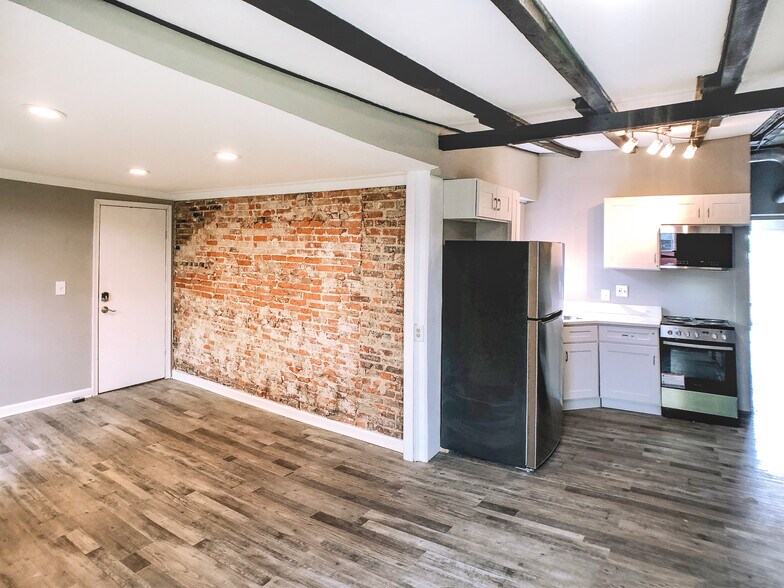 797 Carroll St, Baltimore, MD à vendre - Photo intérieure - Image 2 de 9