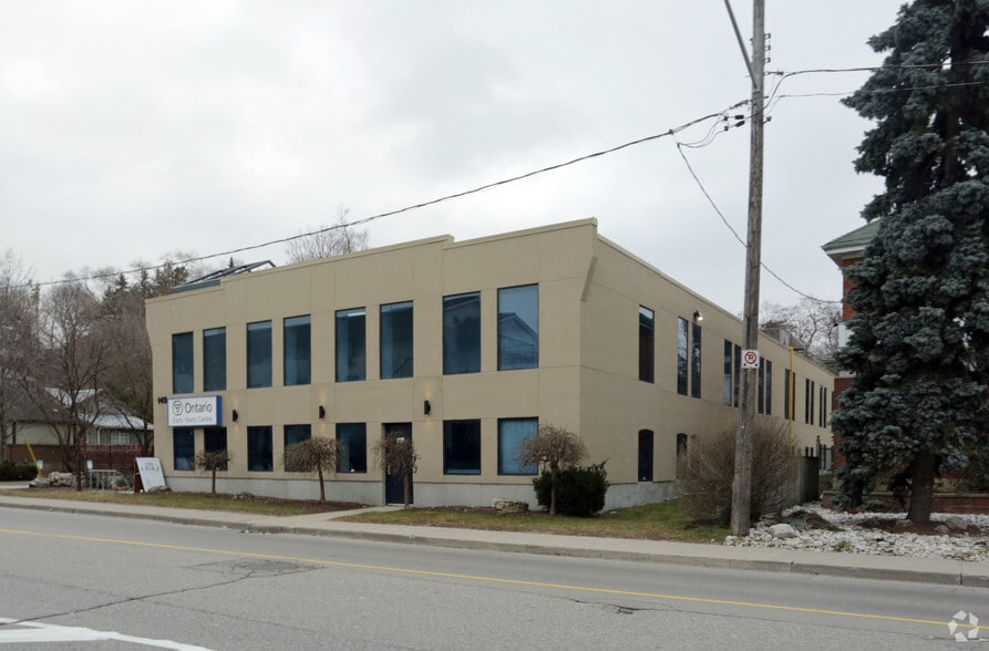 149 Ainslie St, Cambridge, ON for sale - Building Photo - Image 2 of 9