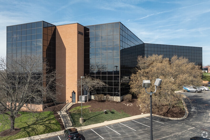 3055 Kettering Blvd, Moraine, OH for sale - Primary Photo - Image 1 of 21