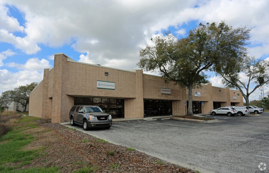 3502 Riga Blvd, Tampa, FL à vendre - Photo du bâtiment - Image 2 de 3
