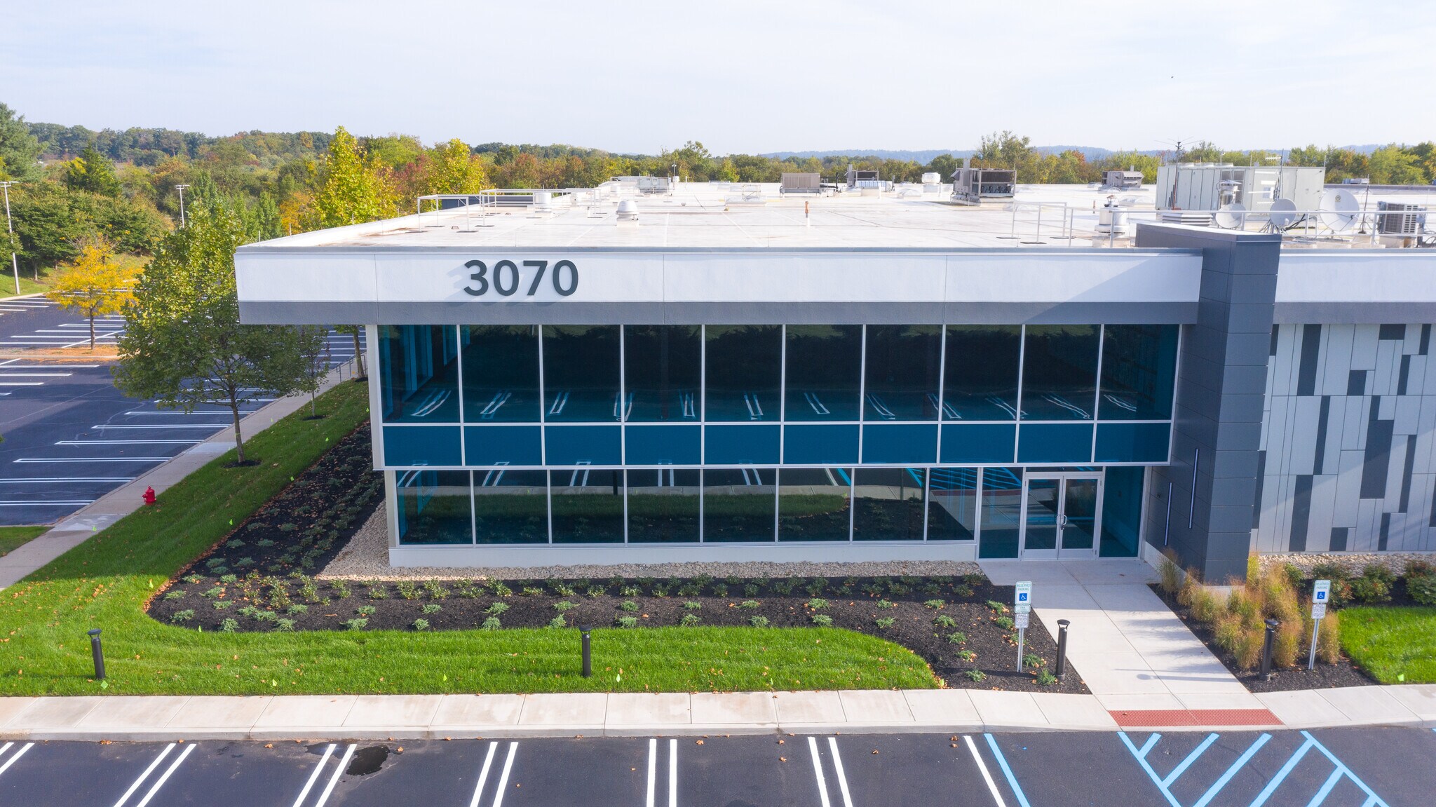 3070 Rt 22 W, Branchburg, NJ for lease Primary Photo- Image 1 of 8