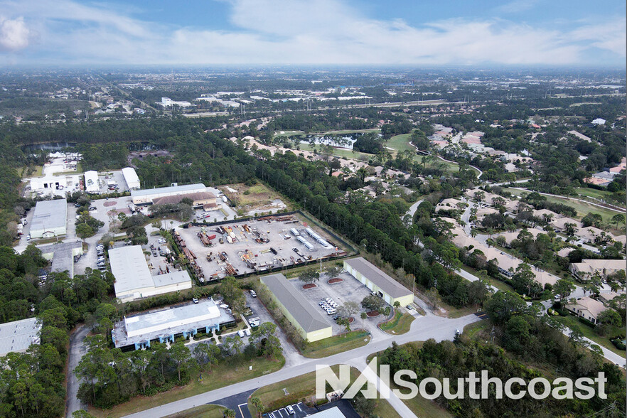 2190 NW Reserve Park Trace, Port Saint Lucie, FL for lease - Building Photo - Image 3 of 7