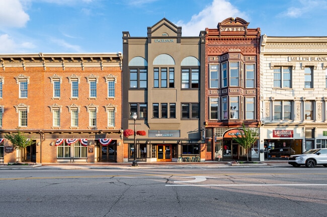 Plus de détails pour 144 W Liberty St, Wooster, OH - Bureau à vendre