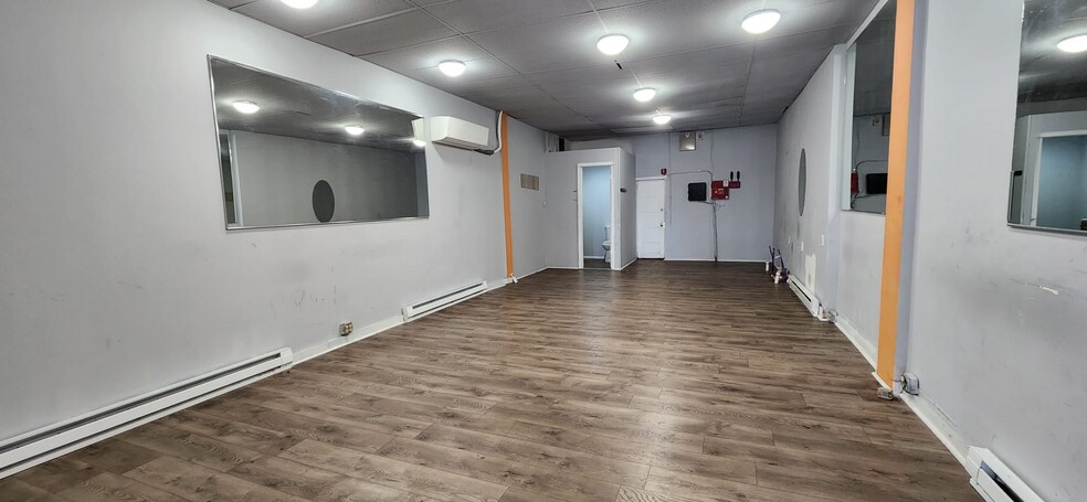 4100-4104 Maple Ave, Pennsauken, NJ à louer - Photo intérieure - Image 2 de 3