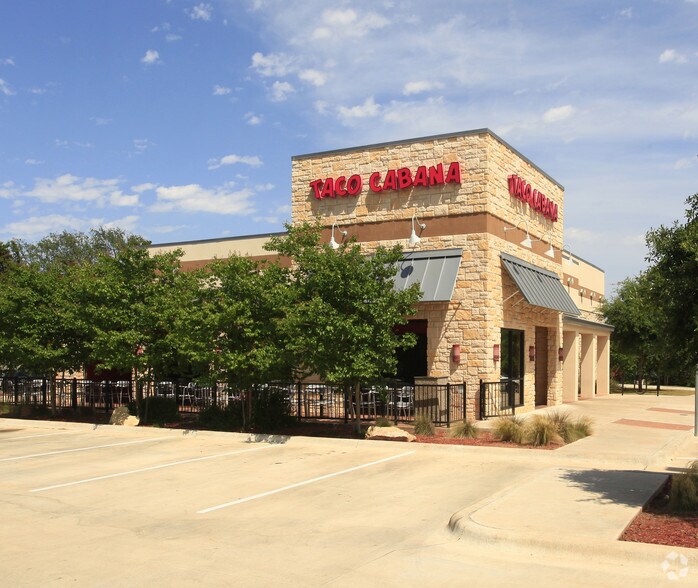 7409 N FM 620, Austin, TX à louer - Photo du bâtiment - Image 2 de 3