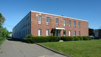Plus de détails pour 10 Everberg Rd, Woburn, MA - Industriel à louer