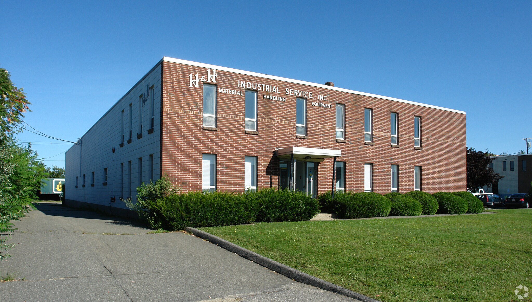 10 Everberg Rd, Woburn, MA for lease Primary Photo- Image 1 of 5