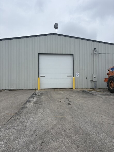 950 E Melendy St, Ludington, MI à louer - Photo du bâtiment - Image 2 de 22