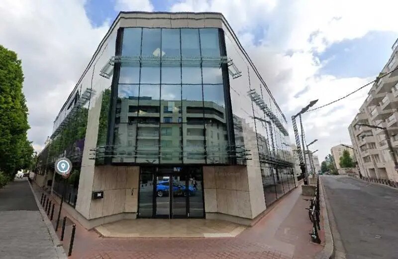 Office in Levallois-Perret for lease - Building Photo - Image 1 of 5