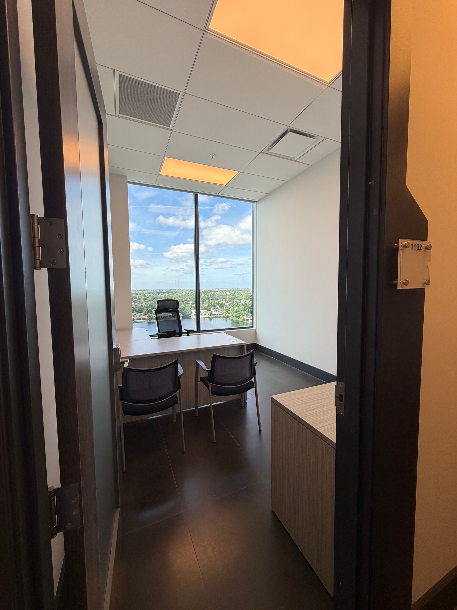 19790 W Dixie Hwy, Aventura, FL for lease Building Photo- Image 1 of 34