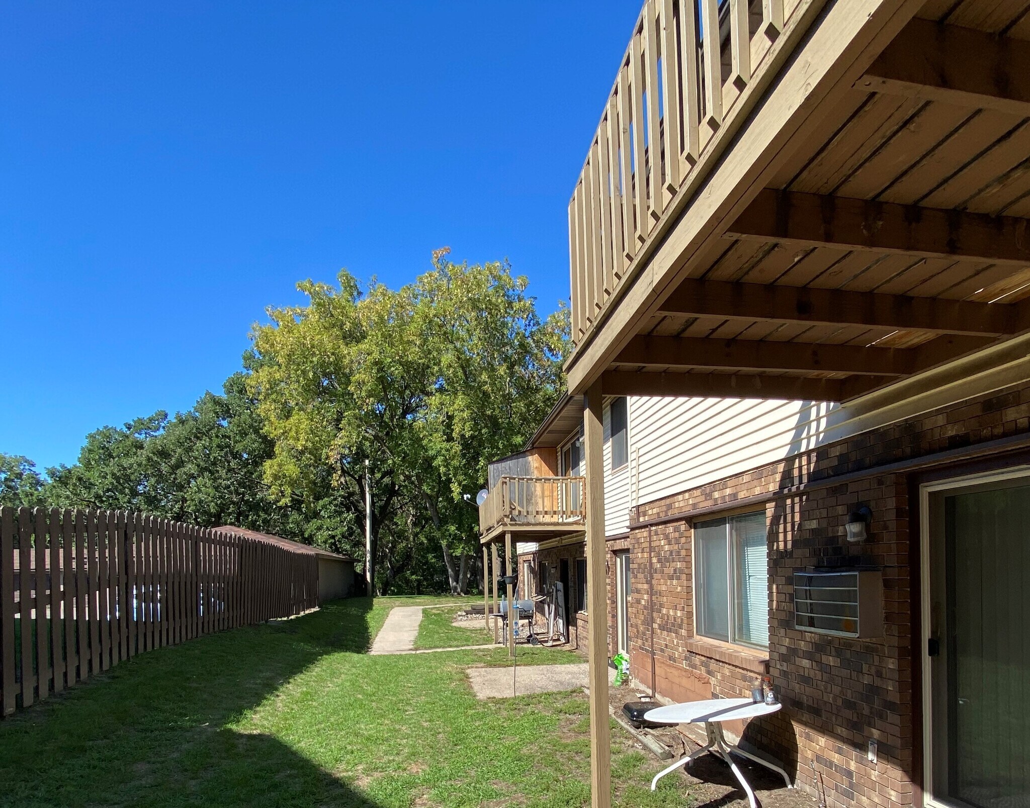 25-33 14th Ave NE, Saint Cloud, MN à vendre Photo du bâtiment- Image 1 de 22