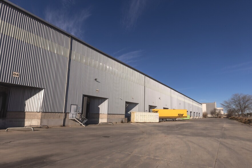 Camino Alovera, 5, Cabanillas del Campo, Guadalajara à louer - Photo de construction - Image 2 de 7