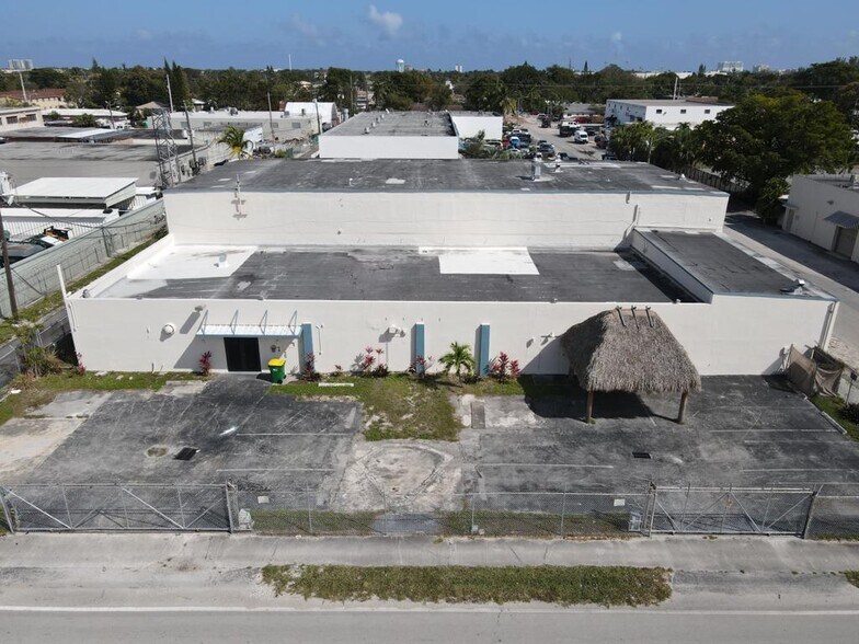 2055 Liberty St, Hollywood, FL à vendre - Photo du bâtiment - Image 3 de 25