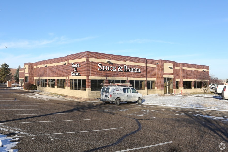 2980 Commers Dr, Eagan, MN for lease - Building Photo - Image 2 of 2