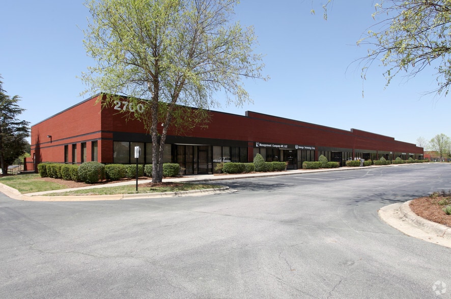 2641 Sumner Blvd, Raleigh, NC for lease - Building Photo - Image 2 of 5