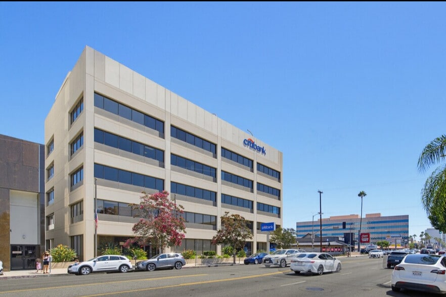 16601 Ventura Blvd, Encino, CA for sale - Building Photo - Image 3 of 11