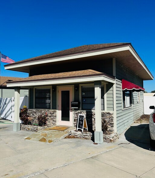 123 Main St, Auburndale, FL à vendre - Photo du bâtiment - Image 2 de 12