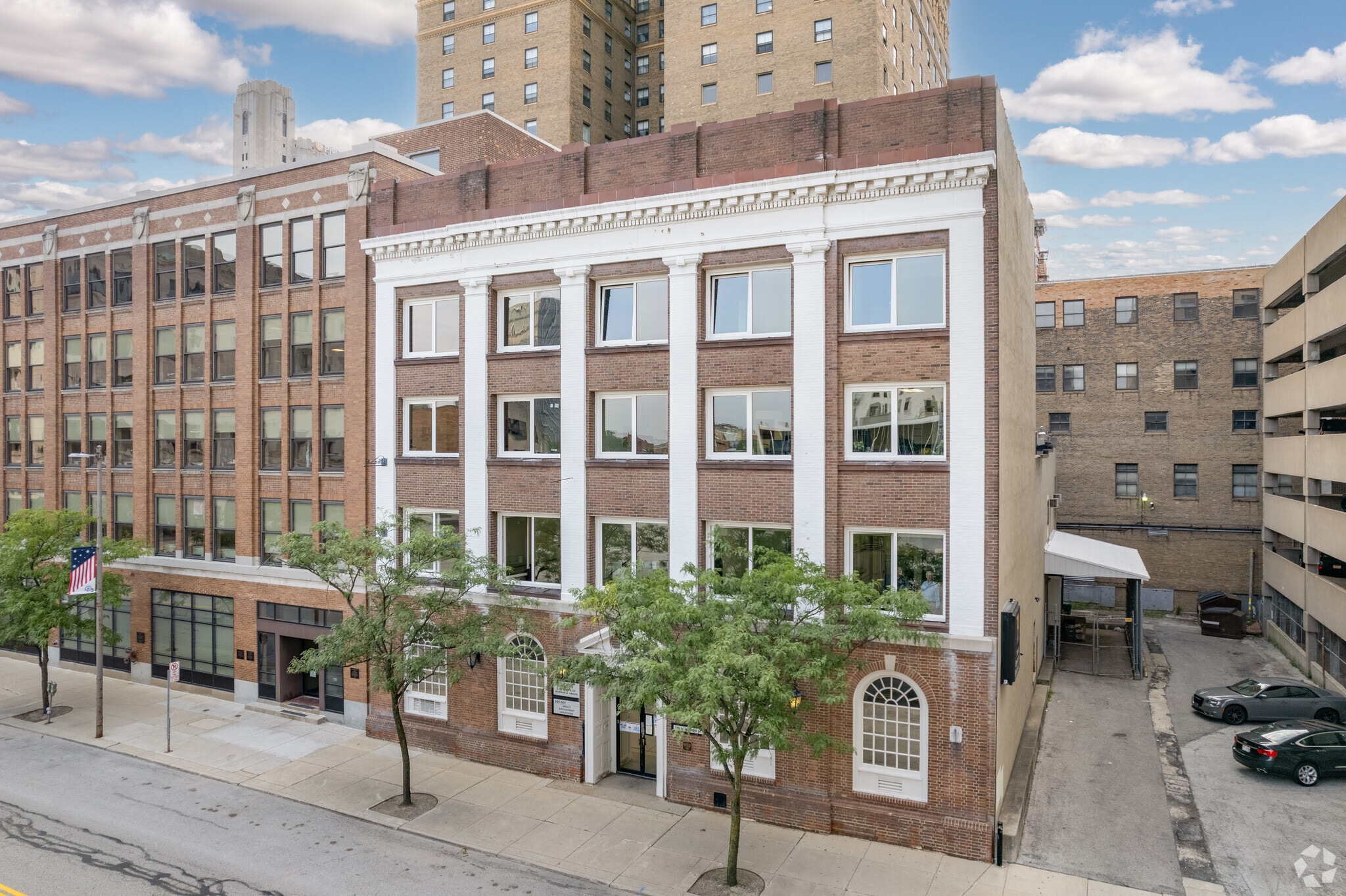 136 N Huron St, Toledo, OH for lease Primary Photo- Image 1 of 7